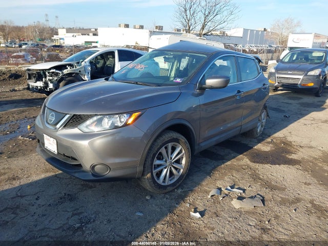 JN1BJ1CRXKW353810 Nissan Rogue Sport S
