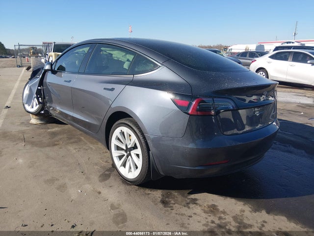 2022 TESLA MODEL 3 5YJ3E1EB7NF111331 Photo 2