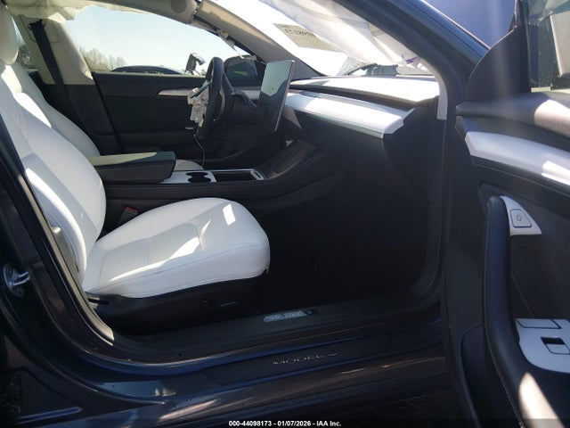 2022 TESLA MODEL 3 5YJ3E1EB7NF111331 Photo 4