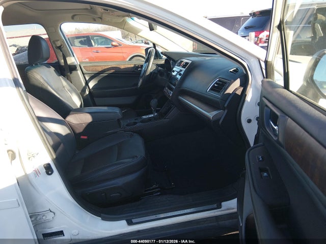 Aukcja sprzedaży 2017 Subaru Outback 2.5i Limited, vin: 4S4BSANC2H3322382, numer aukcji: 44098177