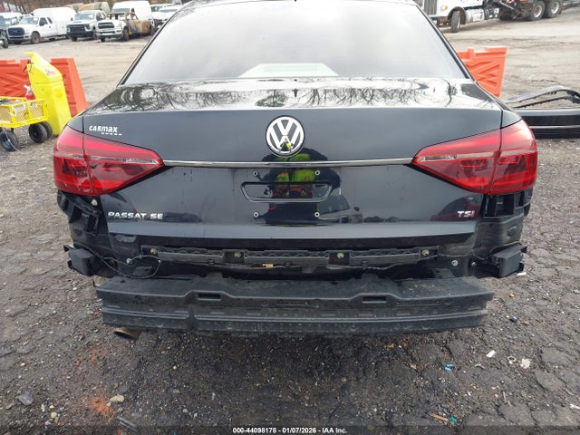 Aukcja sprzedaży 2018 Volkswagen Passat 2.0t Se, vin: 1VWBA7A32JC036101, numer aukcji: 44098178