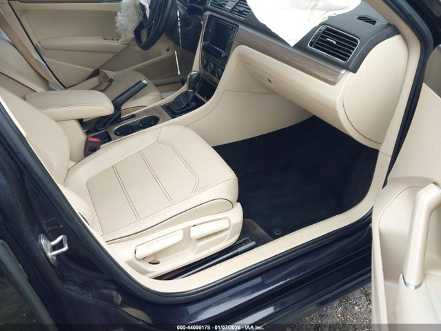 Aukcja sprzedaży 2018 Volkswagen Passat 2.0t Se, vin: 1VWBA7A32JC036101, numer aukcji: 44098178