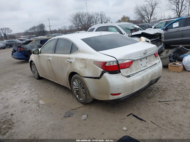 44098198 :رقم المزاد ، JTHBK1GG1F2190849 vin ، 2015 Lexus Es 350 مزاد بيع