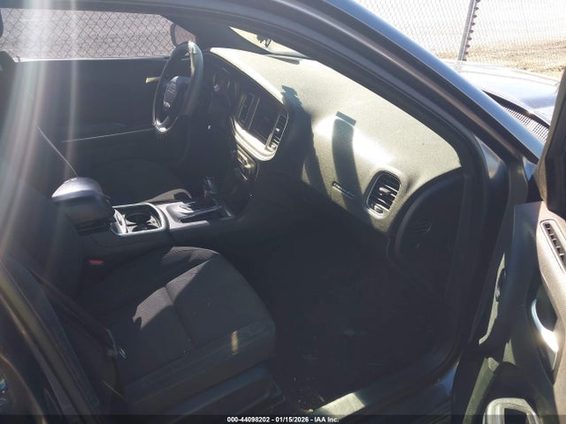 2019 DODGE CHARGER 2C3CDXBG5KH673146 Photo 4