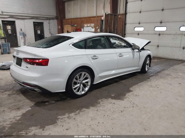 2021 AUDI A5 SPORTBACK WAUABCF57MA020424 Photo 3