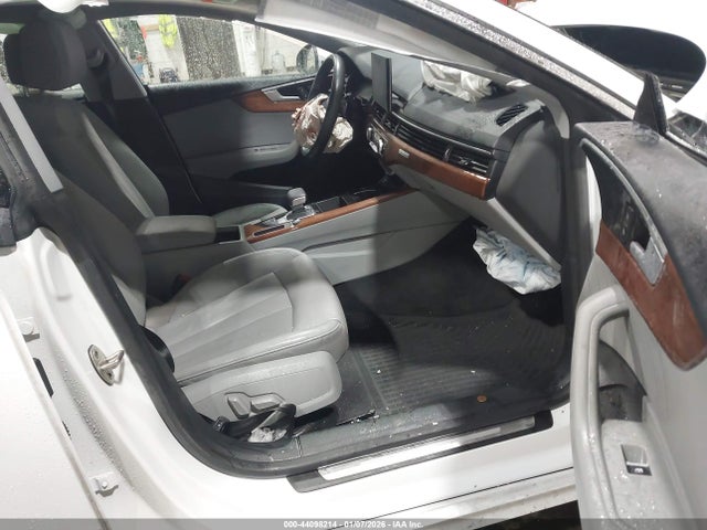 2021 AUDI A5 SPORTBACK WAUABCF57MA020424 Photo 4