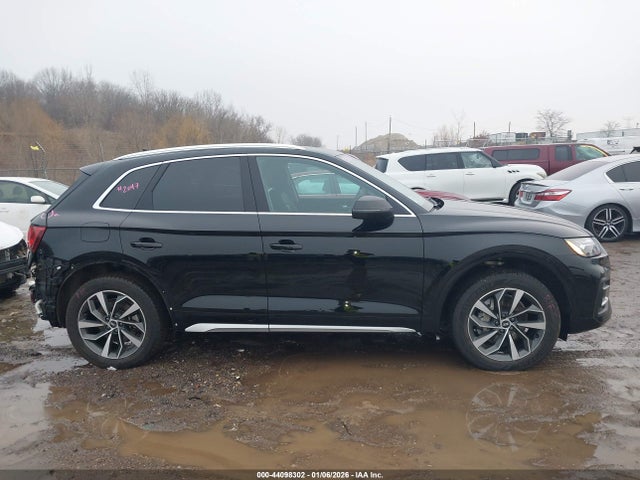 44098302 :رقم المزاد ، WA1BAAFYXM2077441 vin ، 2021 Audi Q5 Premium Plus 45 Tfsi Quattro S Tronic مزاد بيع