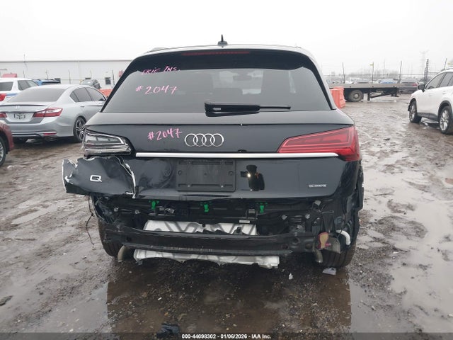 44098302 :رقم المزاد ، WA1BAAFYXM2077441 vin ، 2021 Audi Q5 Premium Plus 45 Tfsi Quattro S Tronic مزاد بيع