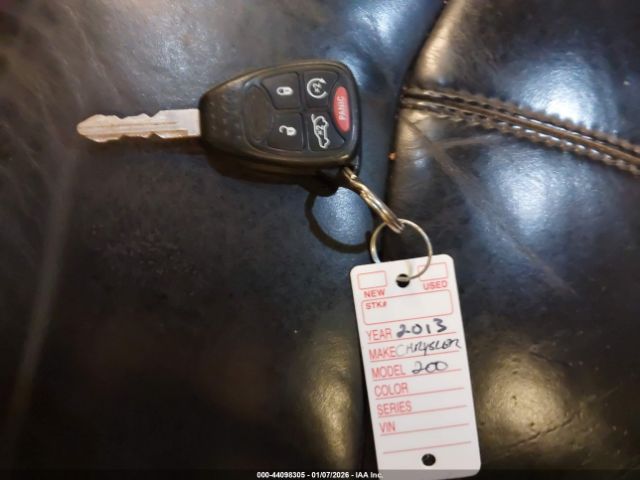 2013 CHRYSLER 200 1C3CCBCGXDN543099 Photo 10