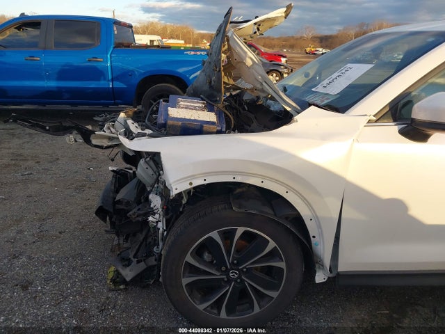 2022 Mazda Cx-5 2.5 S Premium Plus მანქანა იყიდება აუქციონზე, vin: JM3KFBEM4N0533806, აუქციონის ნომერი: 44098342