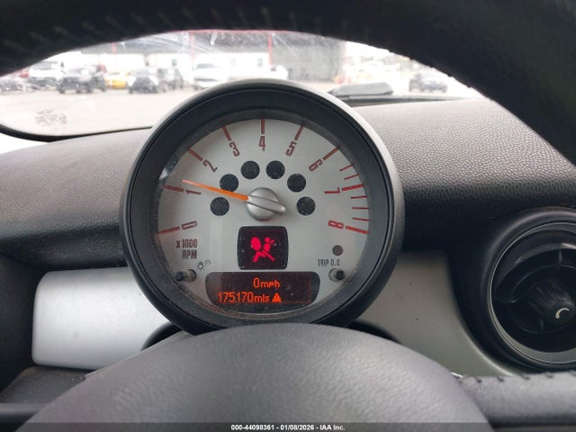 2012 MINI COOPER WMWSU3C57CT368715 Photo 6