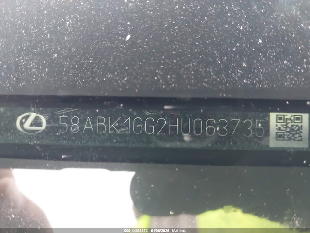 44098373 :رقم المزاد ، 58ABK1GG2HU063735 vin ، 2017 Lexus Es 350 مزاد بيع