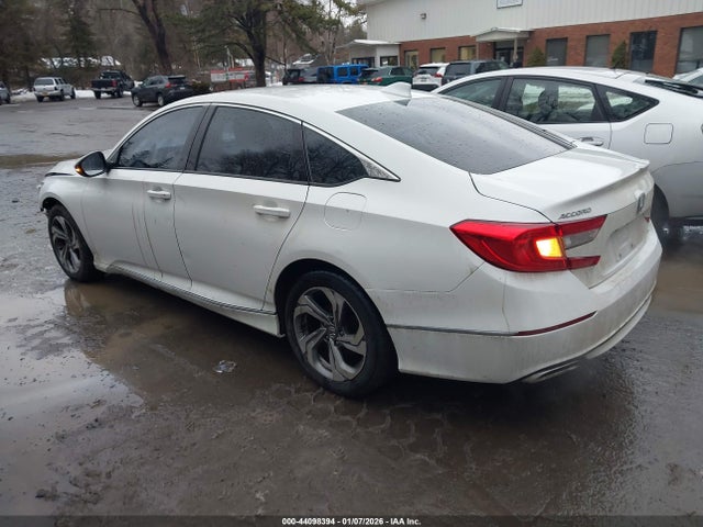 44098394 :رقم المزاد ، 1HGCV2F58JA021382 vin ، 2018 Honda Accord Ex-l 2.0t مزاد بيع