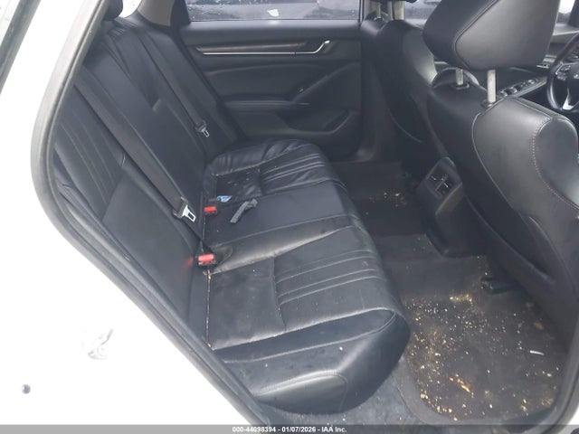 44098394 :رقم المزاد ، 1HGCV2F58JA021382 vin ، 2018 Honda Accord Ex-l 2.0t مزاد بيع