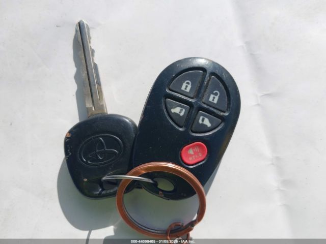 2016 TOYOTA SIENNA 5TDKK3DC0GS696259 Photo 10