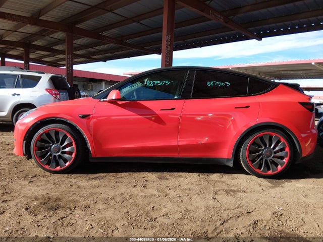 7SAYGDEF7PF887503 Tesla Model Y Performance Dual Motor All-wheel Drive