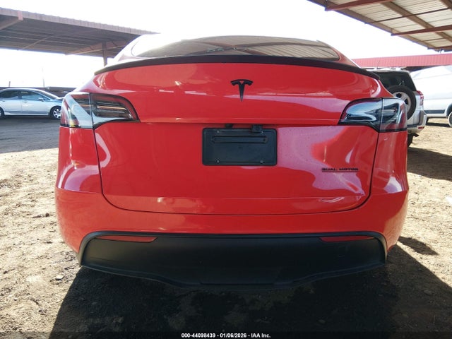 7SAYGDEF7PF887503 Tesla Model Y Performance Dual Motor All-wheel Drive