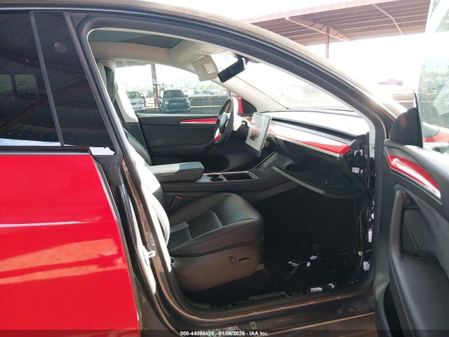 2023 TESLA MODEL Y 7SAYGDEF7PF887503 Photo 4
