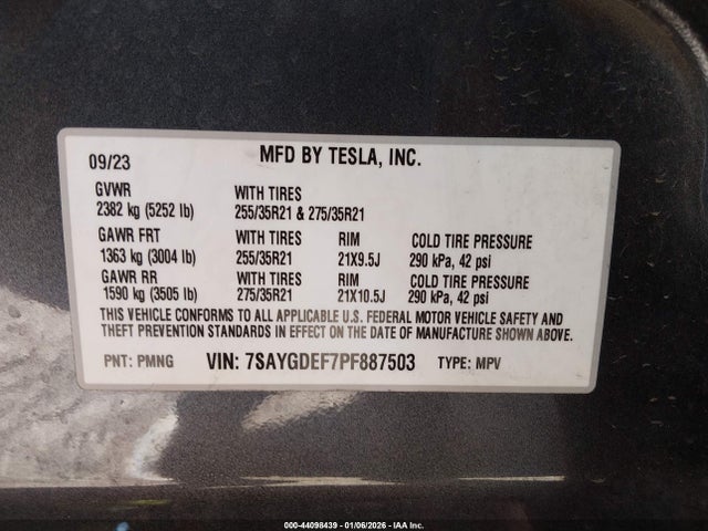 2023 TESLA MODEL Y 7SAYGDEF7PF887503 Photo 8