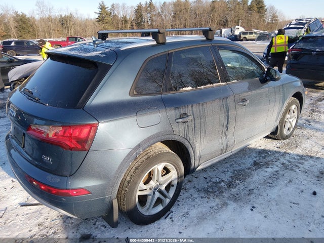 2018 AUDI Q5 WA1ANAFY7J2127918 Photo 3