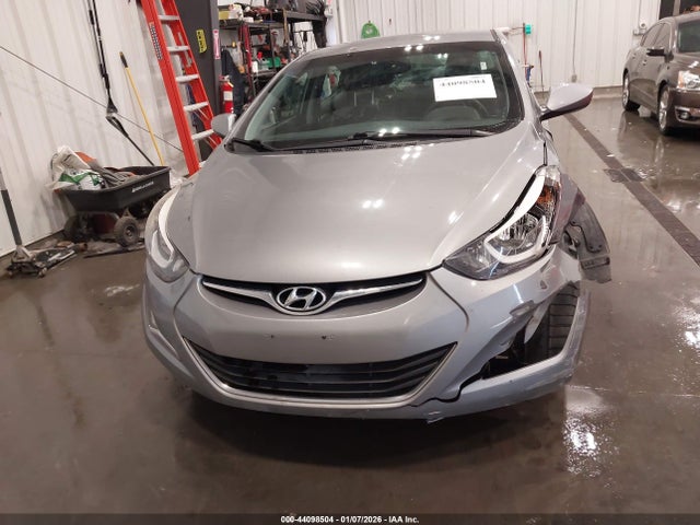 KMHDH4AE4FU300326 Hyundai ELANTRA SE