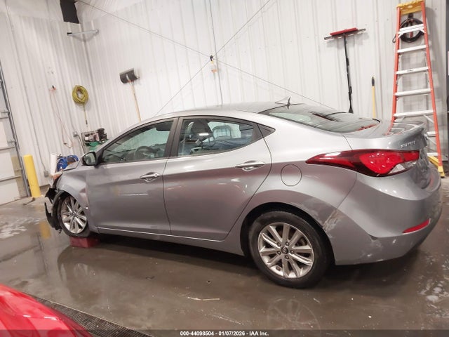 KMHDH4AE4FU300326 Hyundai ELANTRA SE