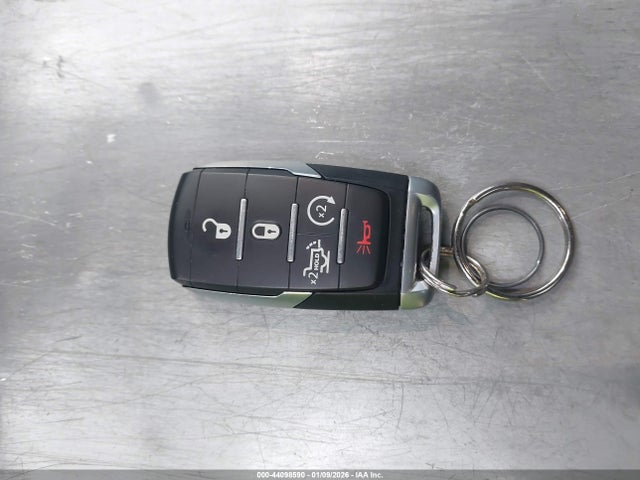 Aukcja sprzedaży 2025 Ram 1500 Big Horn  4x4 5'7 Box, vin: 1C6SRFFPXSN509192, numer aukcji: 44098590