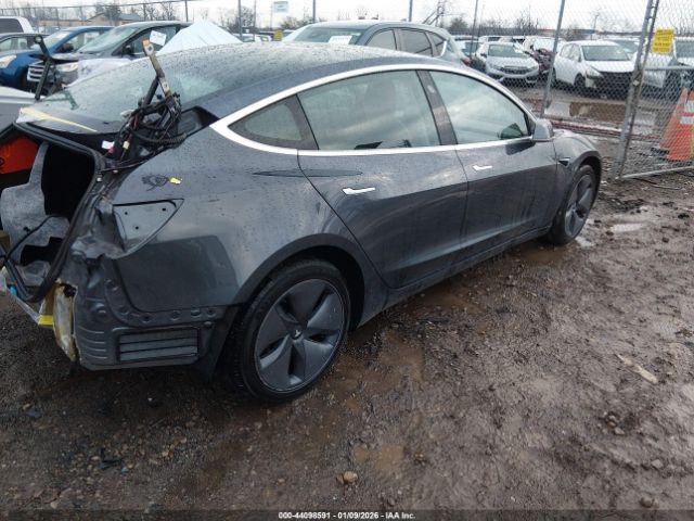 2019 TESLA MODEL 3 5YJ3E1EB8KF452040 Photo 3