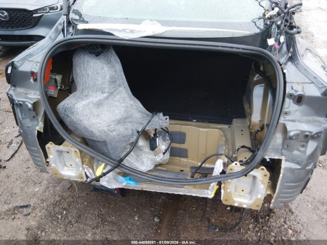 2019 TESLA MODEL 3 5YJ3E1EB8KF452040 Photo 5