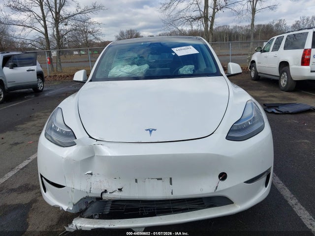 Продаж на аукціоні авто 2021 Tesla Model Y Long Range Dual Motor All-wheel Drive, vin: 5YJYGDEE7MF199436, номер лоту: 44098602