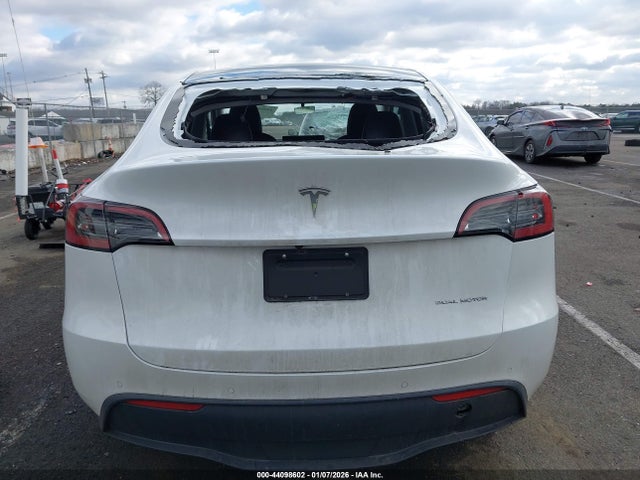 Продаж на аукціоні авто 2021 Tesla Model Y Long Range Dual Motor All-wheel Drive, vin: 5YJYGDEE7MF199436, номер лоту: 44098602