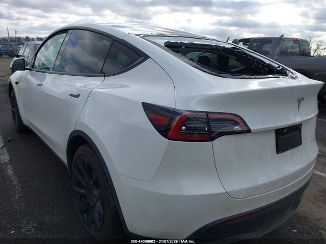 Продаж на аукціоні авто 2021 Tesla Model Y Long Range Dual Motor All-wheel Drive, vin: 5YJYGDEE7MF199436, номер лоту: 44098602