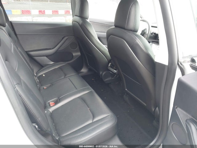 Продаж на аукціоні авто 2021 Tesla Model Y Long Range Dual Motor All-wheel Drive, vin: 5YJYGDEE7MF199436, номер лоту: 44098602