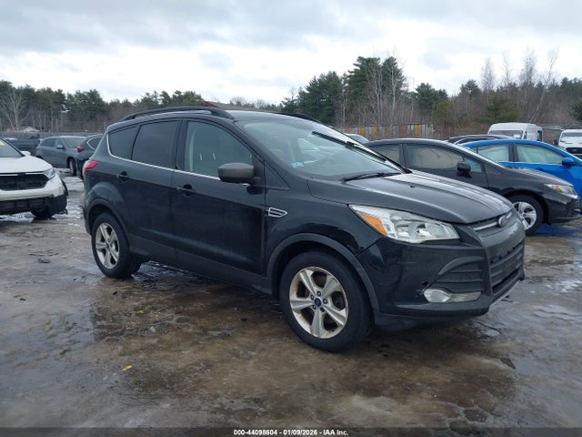 44098604 :رقم المزاد ، 1FMCU9GX3GUB75494 vin ، 2016 Ford Escape Se مزاد بيع
