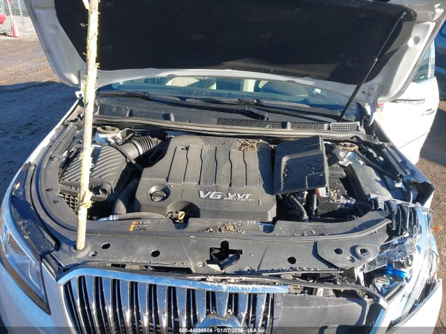 1G4G45G31GF243299 Buick Lacrosse Sport Touring