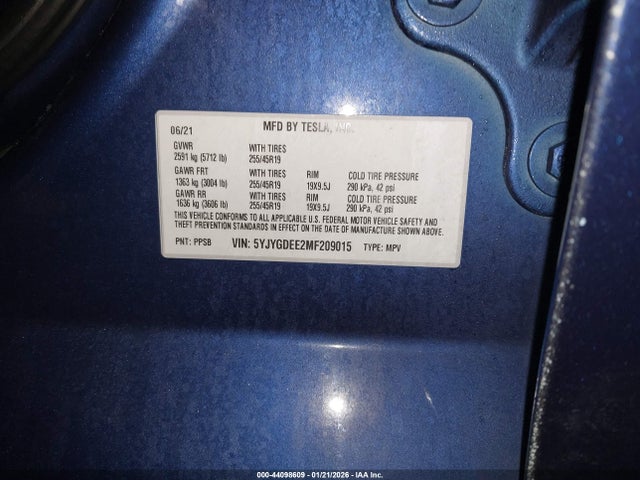2021 TESLA MODEL Y 5YJYGDEE2MF209015 Photo 8