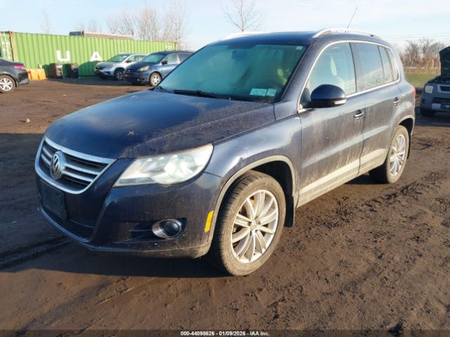 2011 VOLKSWAGEN TIGUAN WVGBV7AX5BW568139 Photo 1