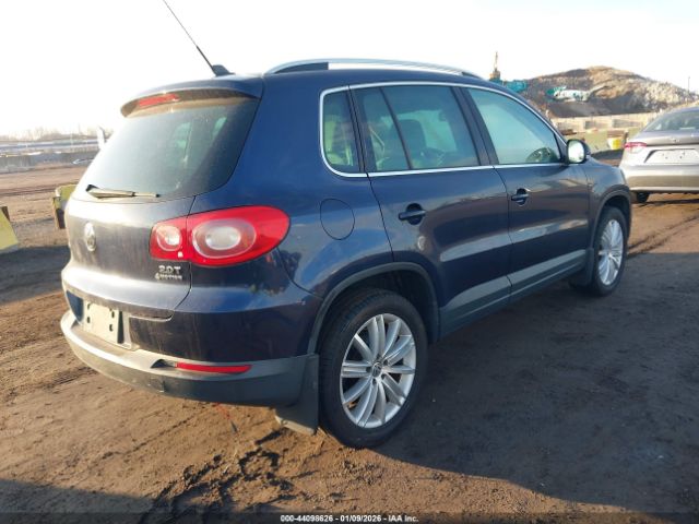 2011 VOLKSWAGEN TIGUAN WVGBV7AX5BW568139 Photo 3