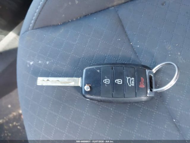 2018 KIA SORENTO 5XYPGDA3XJG352900 Photo 10