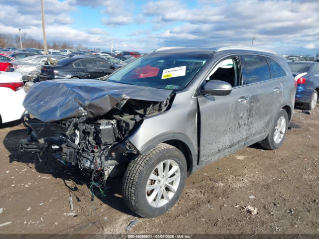 2018 KIA SORENTO 5XYPGDA3XJG352900 Photo 1