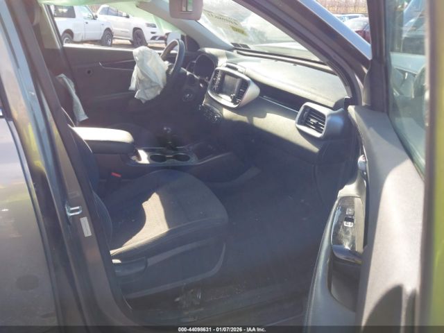 2018 KIA SORENTO 5XYPGDA3XJG352900 Photo 4