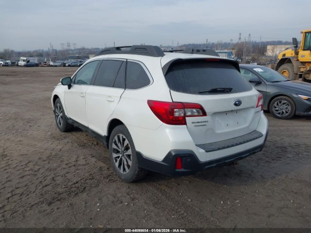2018 SUBARU OUTBACK 4S4BSANC1J3234915 Photo 2
