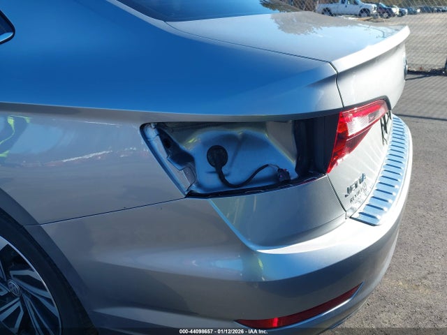 Продажа на аукционе авто 2021 Volkswagen Jetta 1.4t Sel, vin: 3VWE57BU6MM088133, номер лота: 44098657