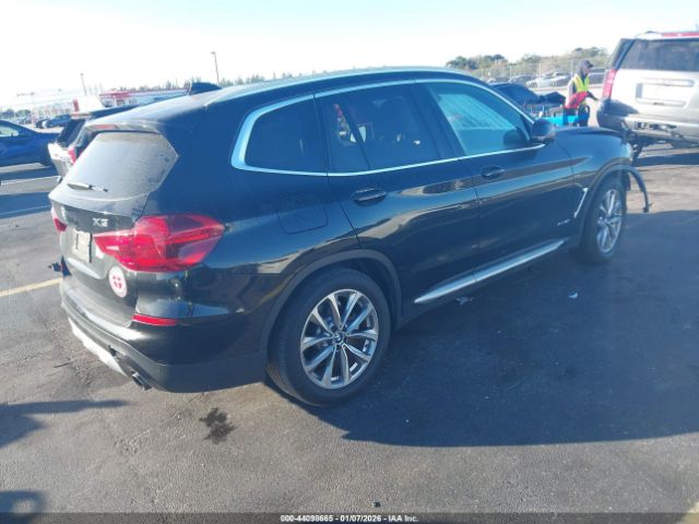 2018 BMW X3 5UXTR9C57JLD66165 Photo 3