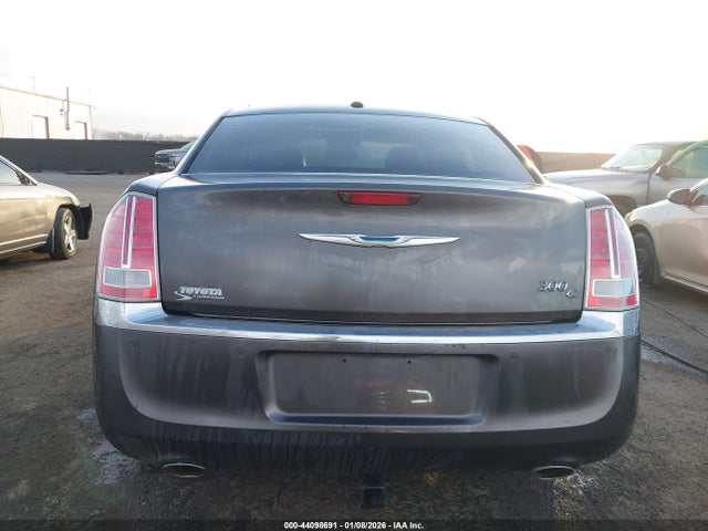 44098691 :رقم المزاد ، 2C3CCAET6EH287428 vin ، 2014 Chrysler 300c مزاد بيع
