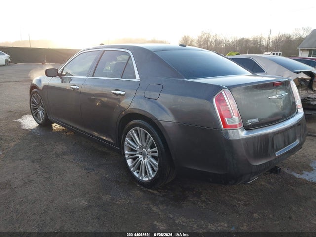 2014 CHRYSLER 300C 2C3CCAET6EH287428 Photo 2