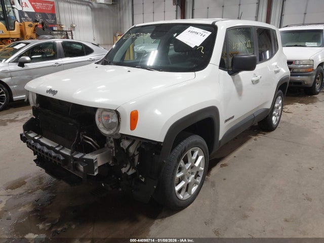 Jeep Renegade 2023 ZACNJDB17PPP70682 Image 2