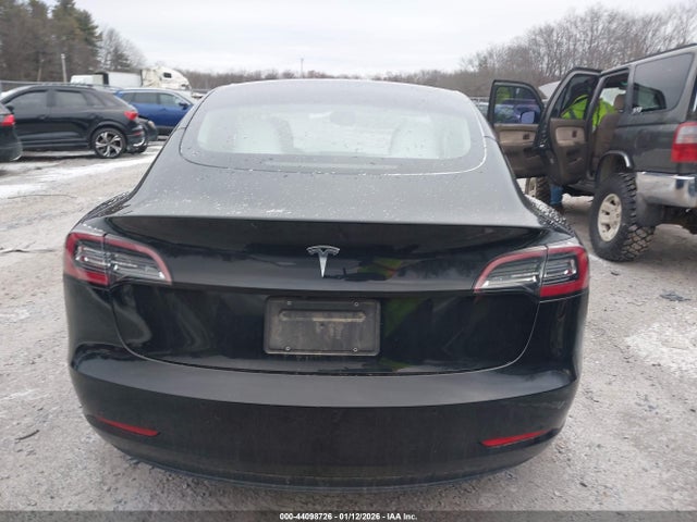Tesla Model 3 Standard Range Plus Rear-wheel Drive 2021 5YJ3E1EA6MF982811 Image 16