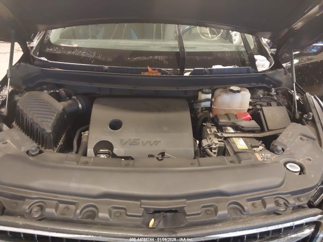 44098744 :رقم المزاد ، 5GAERBKW7JJ165730 vin ، 2018 Buick Enclave Essence مزاد بيع