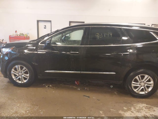 44098744 :رقم المزاد ، 5GAERBKW7JJ165730 vin ، 2018 Buick Enclave Essence مزاد بيع